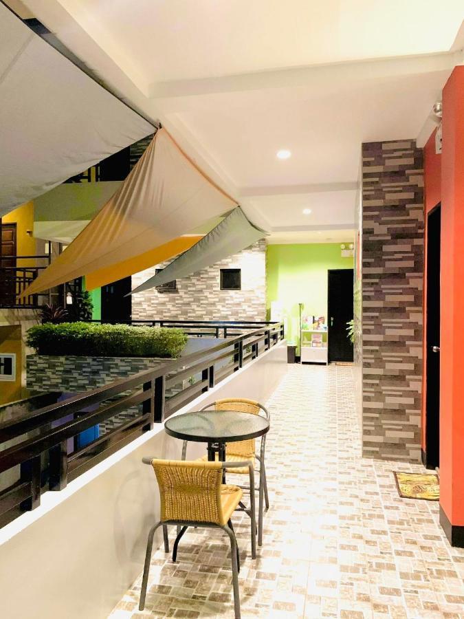 Dk'S Inn Корон Экстерьер фото